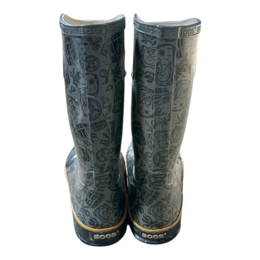 Bogs Kids Pirate Rain Boots Size 4 In Green/Black  With Yellow/Gold Piping